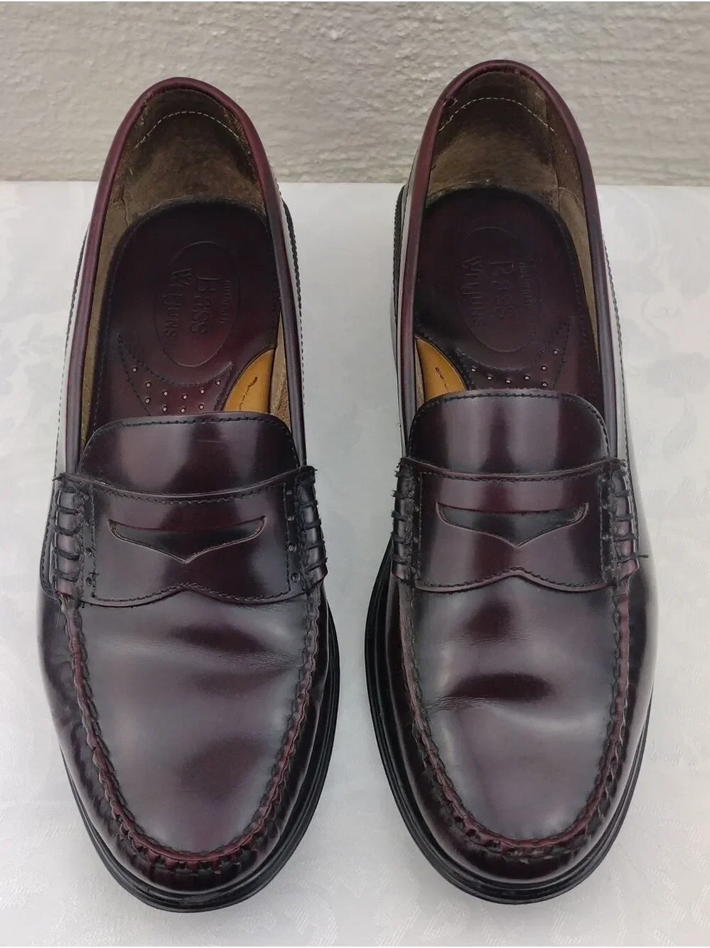 Bass Weejuns Rooney Wine Polished Leather Hand Stitched Upper Penny Loafer Shoe
